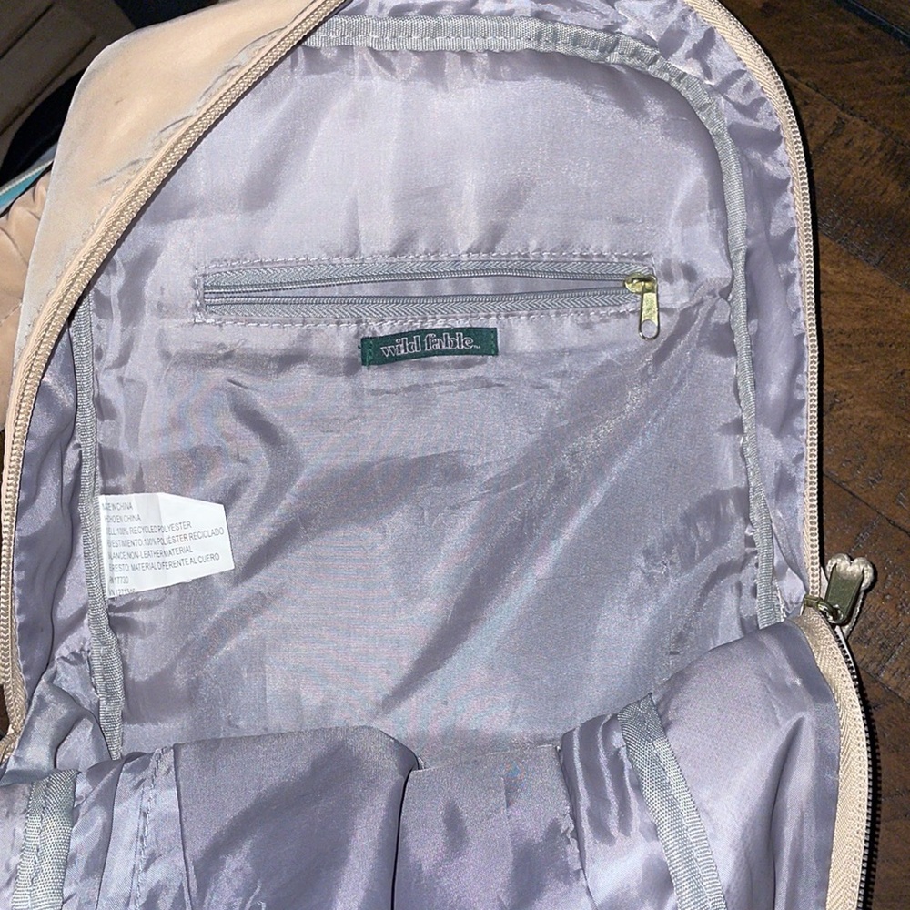 🤎🤍🤎🐴Wild Fable Small Backpack - Picture 3 of 5